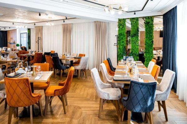 Отель Praya Boutique Слатина Экстерьер фото