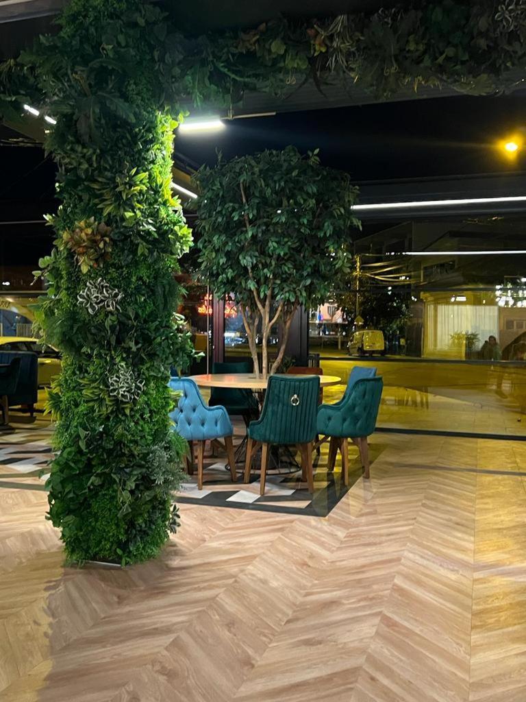 Отель Praya Boutique Слатина Экстерьер фото